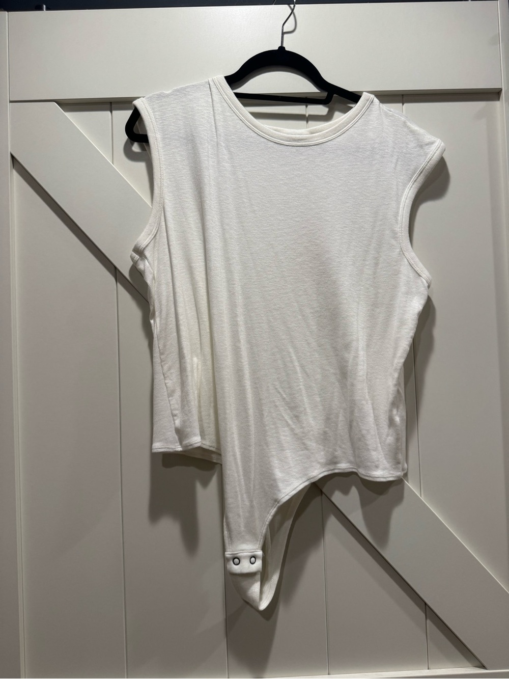 Universal Thread White Sleeveless Bodysuit Top